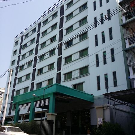 Silver Green Hotel Янгон Екстер'єр фото