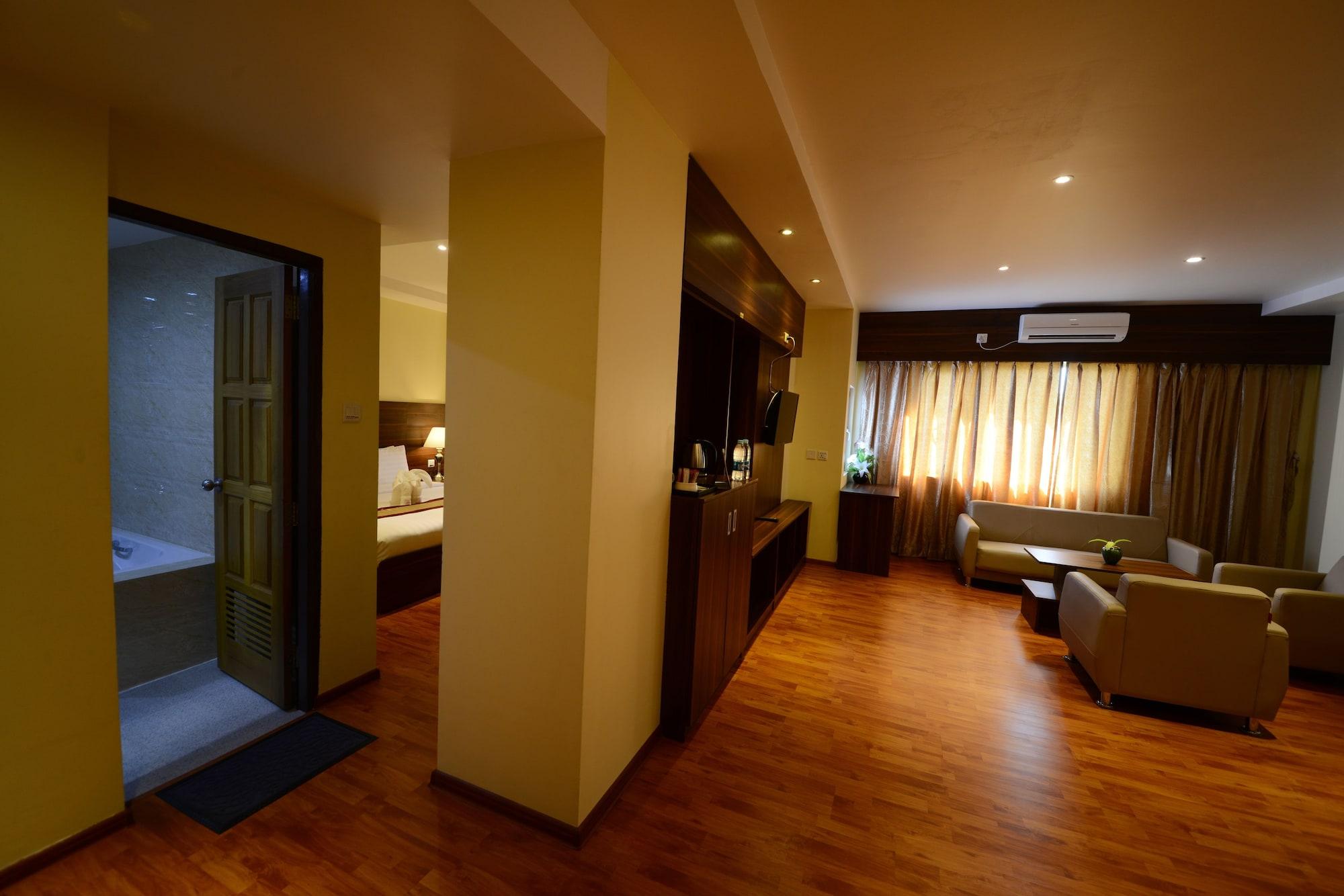 Silver Green Hotel Янгон Екстер'єр фото