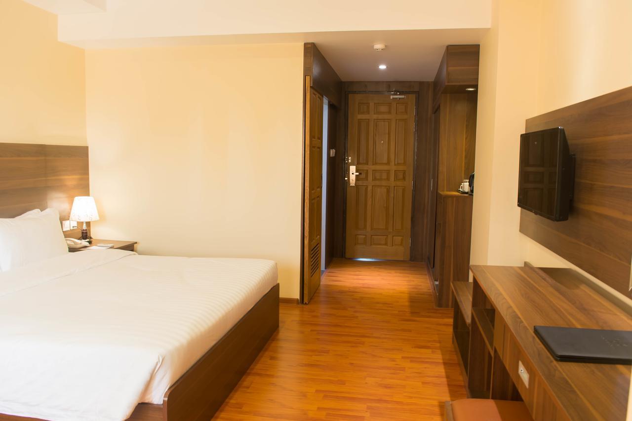 Silver Green Hotel Янгон Екстер'єр фото